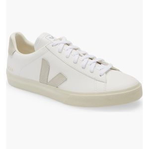 VEJA Campo Sneaker (Unisex) WOMEN 9.5 - MEN 8 - New, no box